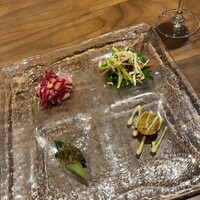 カントニーズ 燕 - 