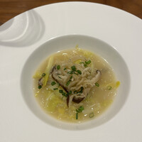 カントニーズ 燕 - 