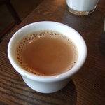 サプナ - チャイは小さめのカップ