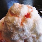 雪花の郷 - 貴婦人の香り（数万本のバラから抽出されたローズエッセンスの花びらで）500円