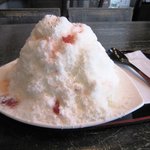 雪花の郷 - 貴婦人の香り（数万本のバラから抽出されたローズエッセンスの花びらで）500円