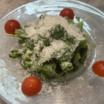 トラットリア セレーナ - ルッコラとパルミジャーノチーズのサラダ