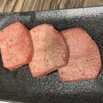 焼肉 ジャンボ - 