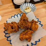 山と酒 - 鶏の唐揚げ 680円