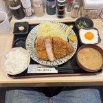 嬉嬉豚とんかつ 「君に、揚げる。」 - 