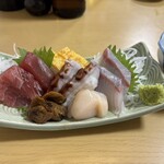 寿司富 - 一人分です　切り身が大きい