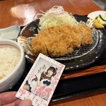 とんかつ 美とん - これは♡ 注文した♡『 霧島SPF上ロース定食』だね！♡*\(^o^)/*♡