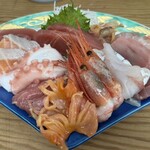 神山鮮魚店 - 刺身の盛り合わせ