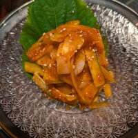 游玄亭 新宿 - イカのキムチ