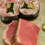 すしやのたい悟 - めじ鮪藁焼と鰯磯部巻さんでーす。④