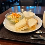 茶房那古屋 - ハーフサンドイッチモーニング