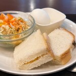 茶房那古屋 - ハーフサンドイッチモーニング