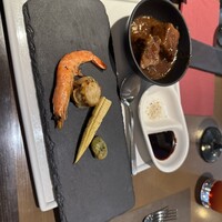 ブッフェアンドカフェ スロープサイドダイナー ザクロ - 