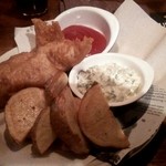 BEBE - そして本日はオビちゃん謹製、フィッシュ&チップスのハーフ