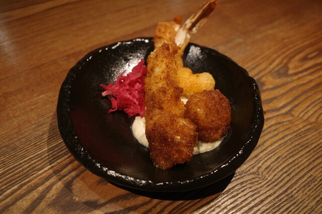 ヨルヤ （yoruya）のご予約 - 外苑前/ワインバー | 食べログ