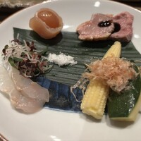 厳選焼鳥 一石三鳥 本店 - 