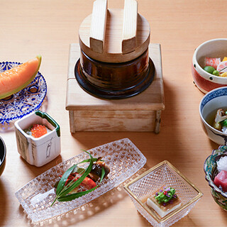 料理7品と釜炊き御飯、デザートが味わえる岩倉会席がおすすめ