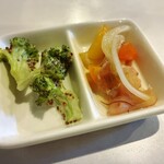 炭焼キッチン とりこ - 