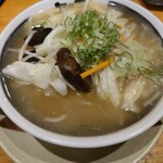 越後秘蔵麺　無尽蔵 - 料理写真:野菜塩ラーメン大盛