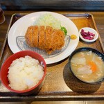 とんかつ専門店 かつ勇 - 料理写真: