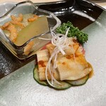 中国料理 四川 - 朱雀コースの前菜、白海老と冬瓜、穴子の四川ソースかけ