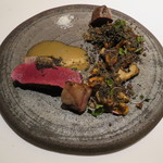 フロリレージュ - 北海道産 夏鹿のロースト、ジロール茸とセップ茸と共に2