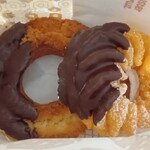 ミスタードーナツ - 料理写真:チョコファッション￥183 エンゼルフレンチ￥183