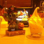 丸源ラーメン - 肉そばつけ麺 大盛り 麺かため ＆ 丸源餃子 6個 ＆ カップソフト バニラ