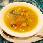 ガネーシュ - 2014年秋を愉しむコース(4300円)のチェティナードチキンスープ