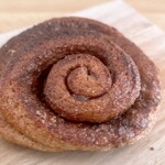 ベッカライ ビオブロート - シナモンロール  270円