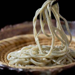 塩で味わったり天麩羅を追加したりして食べ比べてみてください