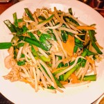はこだて屋台ラーメン松島店 - 肉ニラ炒め