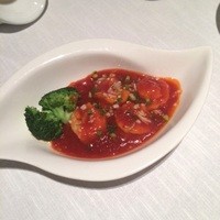 中国飯店 琥珀宮 - 大エビのチリソース
