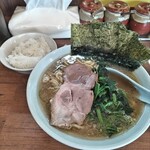 横濱家系らーめん 元喜家 - 料理写真: