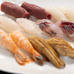 季節料理 進 - にぎり各種