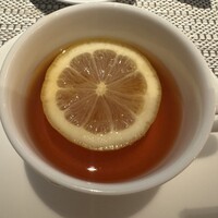 オールデイダイニング リモネ(リーガロイヤルホテル大阪) - リモネという店名に相応しい？レモンティー