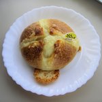 ベーカリー - チーズフランス(160円）