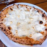 Dante - クアトロフォルマッジ