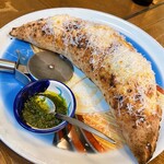 Dante - モツとひよこ豆のカルツォーネ