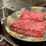309382888 - 黒毛和牛の石川はちみつ牛✩.*˚