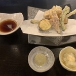 越後そば 弥彦 - 季節野菜の天ぷら