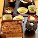 炭火焼うなぎ 東山物産 - 