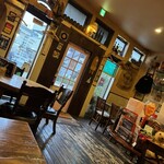 グリーンテーブル - 店内。とても好きな感じ…