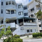 HARBOR  - ホテルの2階にあります