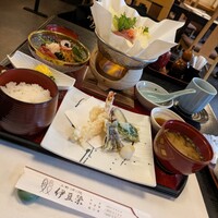 鰻割烹 伊豆栄 本店 - 