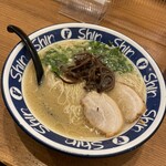 博多らーめん ShinShin 天神本店 - 