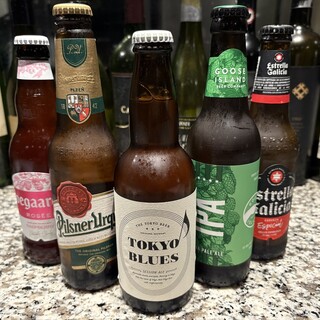 ビールの種類も豊富。様々なクラフトビールが10種類以上
