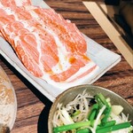 焼肉・ホルモン うした - 