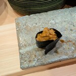 銀座 鮨 しょう介 - 雲丹(北海道産)⋯ねっとりとして甘く、濃密な旨み