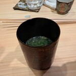 銀座 鮨 しょう介 - 味噌汁⋯生姜、魚のアラからの恵み